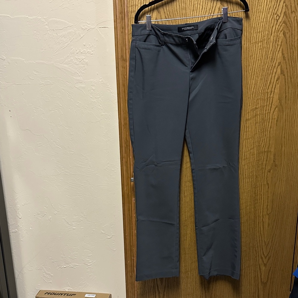 4 for $10 item Liverpool Women's Dark Gray Straight-Leg Pants